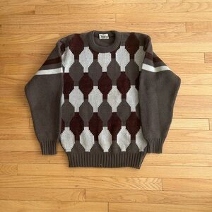 Vintage Brown and White Geometric Sweater